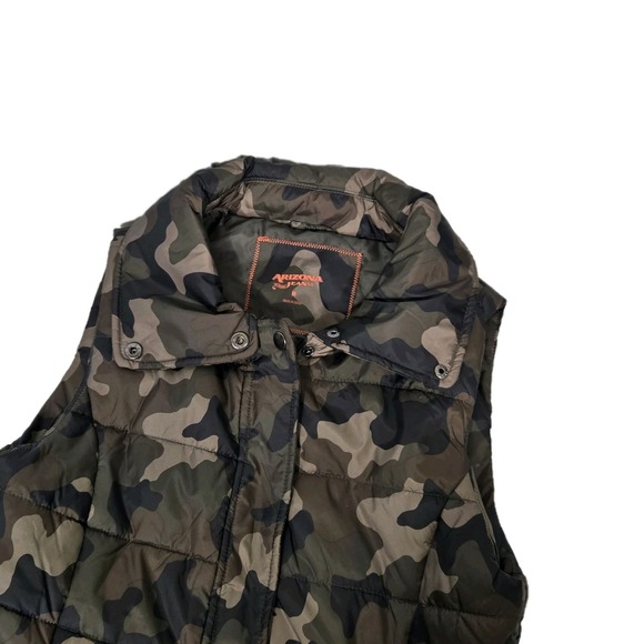 Arizona Jean Company Jackets & Blazers - Arizona The Original Jean Co Camouflage Camo Puffy Vest Size Medium‎